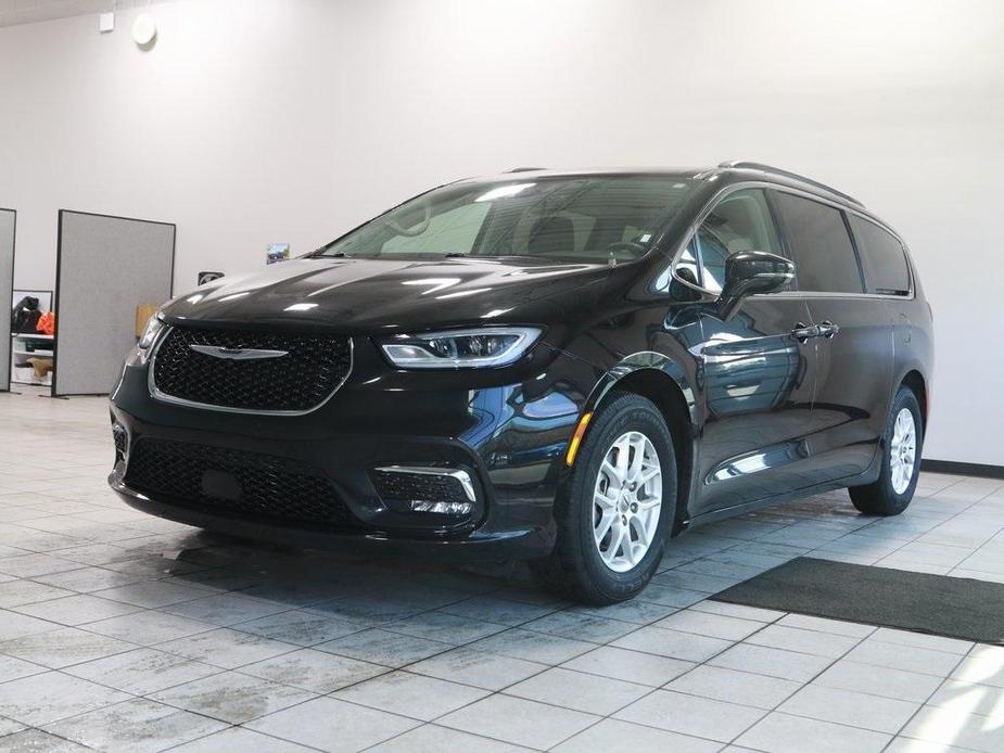 used 2022 Chrysler Pacifica car, priced at $23,266