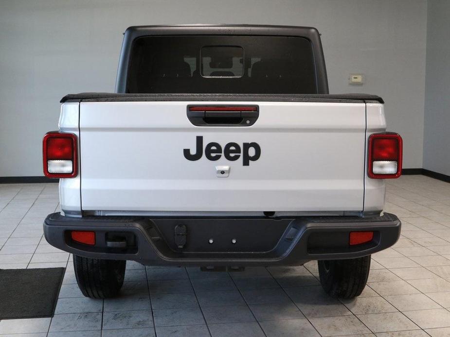 new 2024 Jeep Gladiator car, priced at $47,715