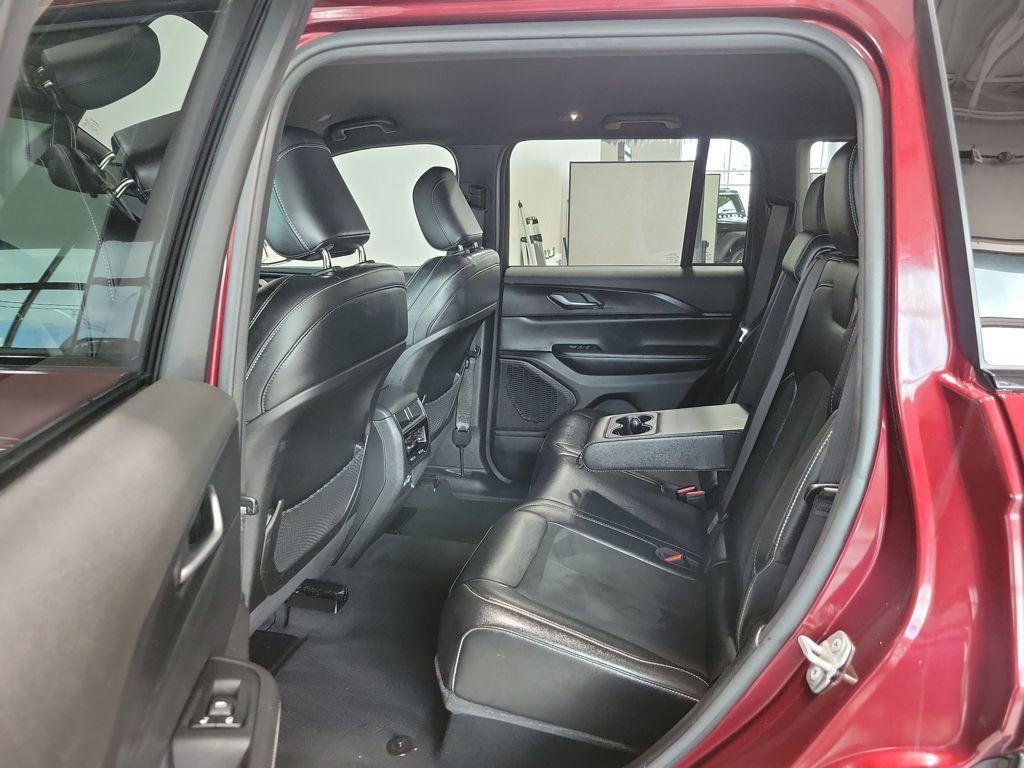 used 2024 Jeep Grand Cherokee car, priced at $33,699