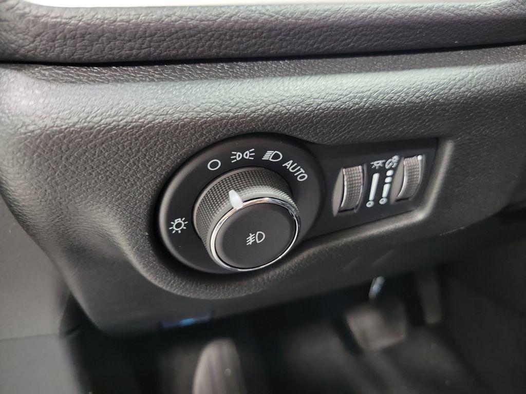 new 2026 Chrysler Pacifica car, priced at $47,305