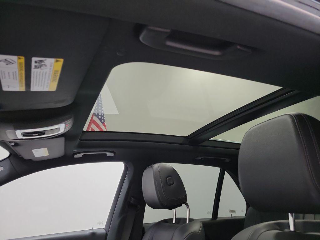 used 2024 Mercedes-Benz GLE 350 car, priced at $45,499