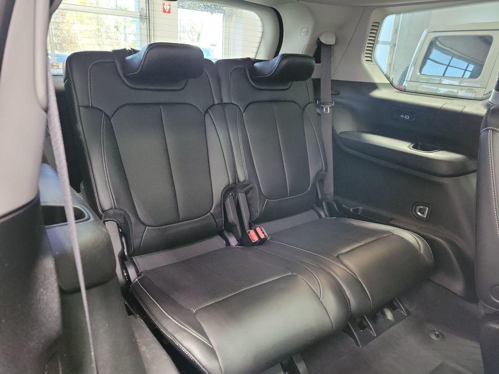 used 2023 Jeep Grand Cherokee L car, priced at $28,699