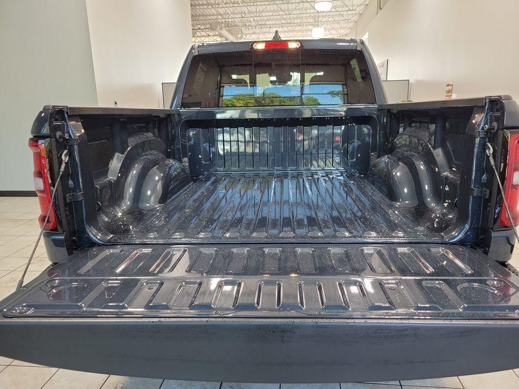 new 2025 Ram 1500 car, priced at $47,347