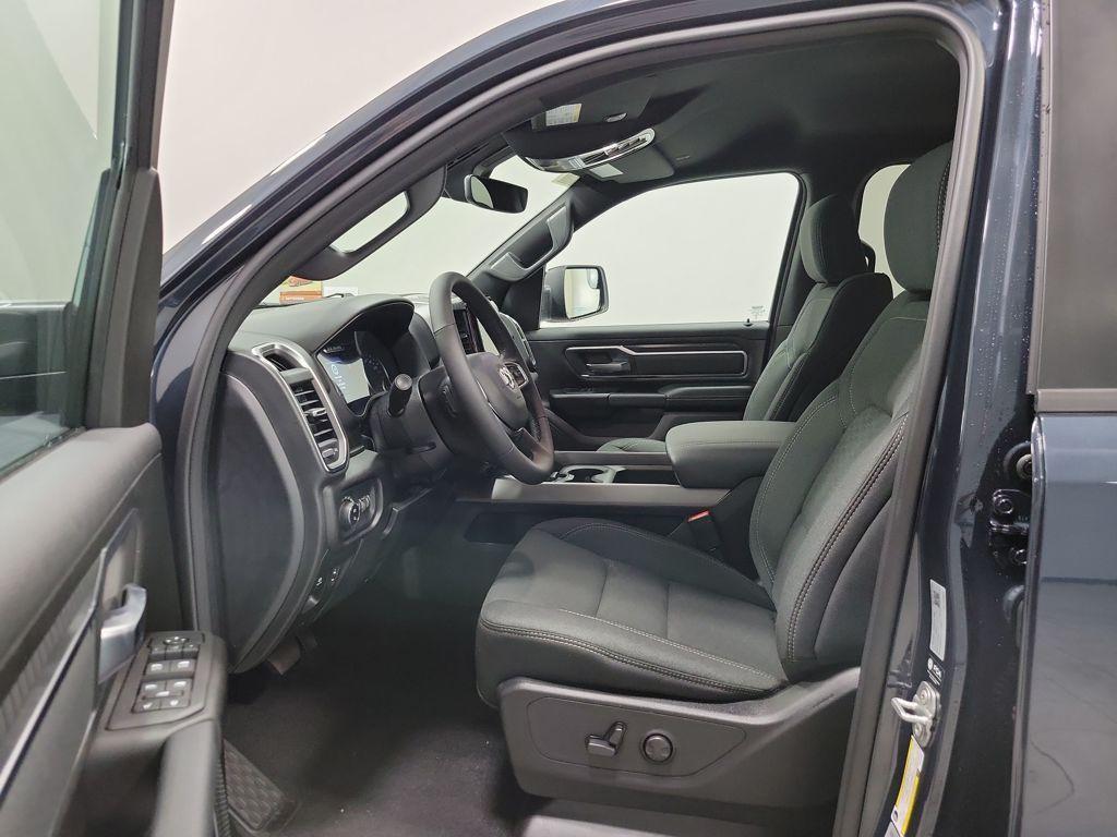 new 2025 Ram 1500 car, priced at $47,347