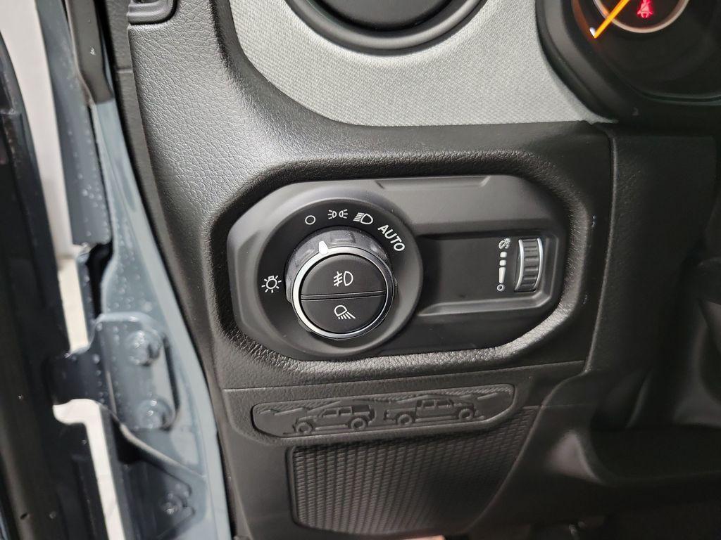 new 2026 Jeep Gladiator car, priced at $46,390