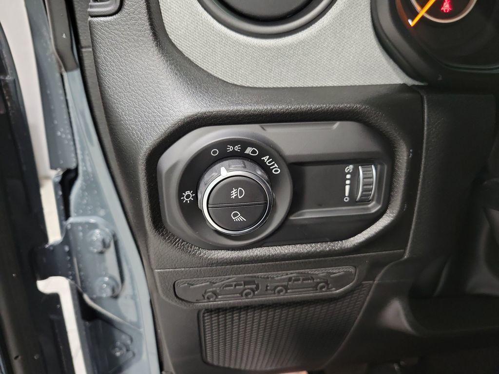 new 2026 Jeep Gladiator car, priced at $46,390