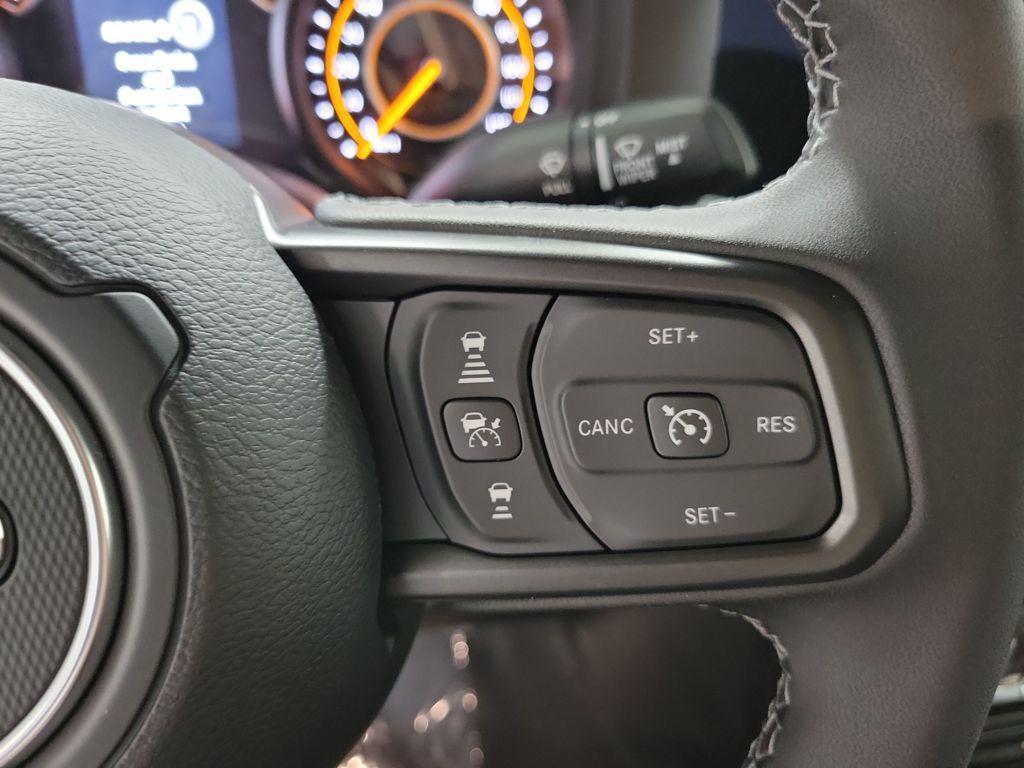 new 2026 Jeep Gladiator car, priced at $46,390