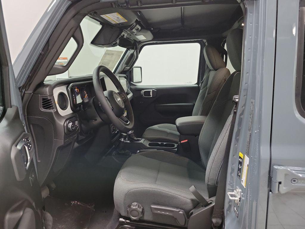 new 2026 Jeep Gladiator car, priced at $46,390