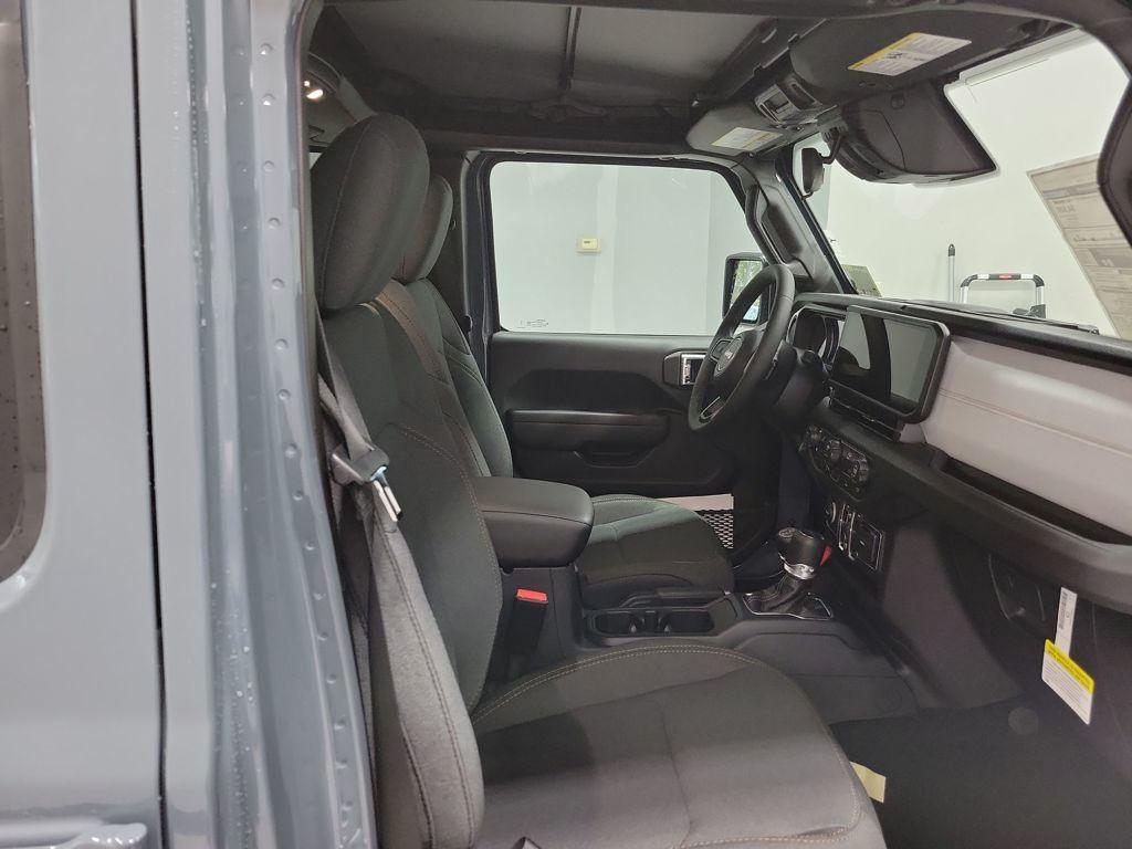 new 2026 Jeep Gladiator car, priced at $46,390