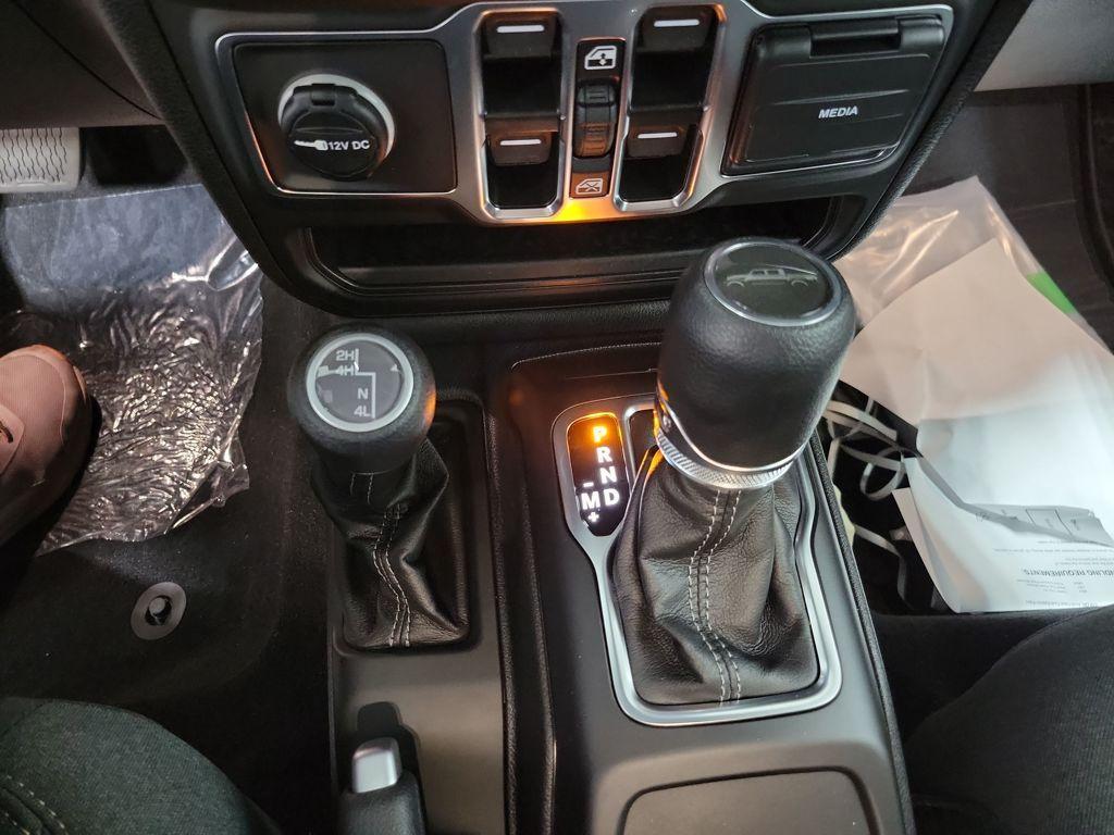 new 2026 Jeep Gladiator car, priced at $46,390