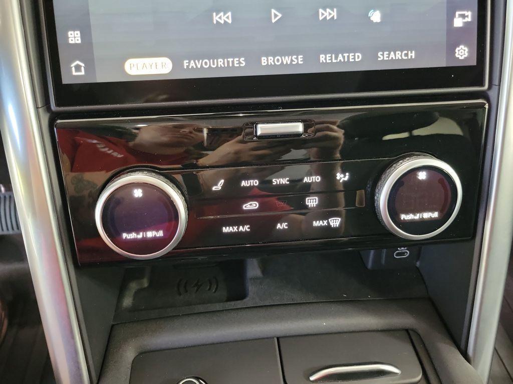 used 2024 Land Rover Discovery car, priced at $44,499