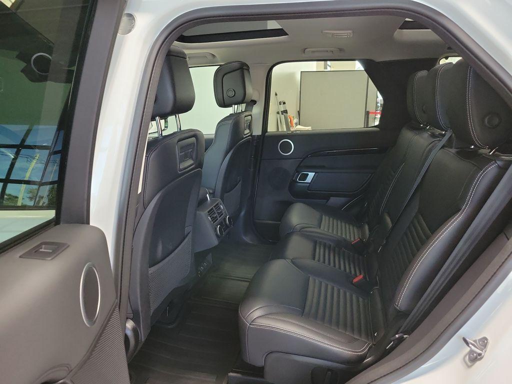 used 2024 Land Rover Discovery car, priced at $44,499
