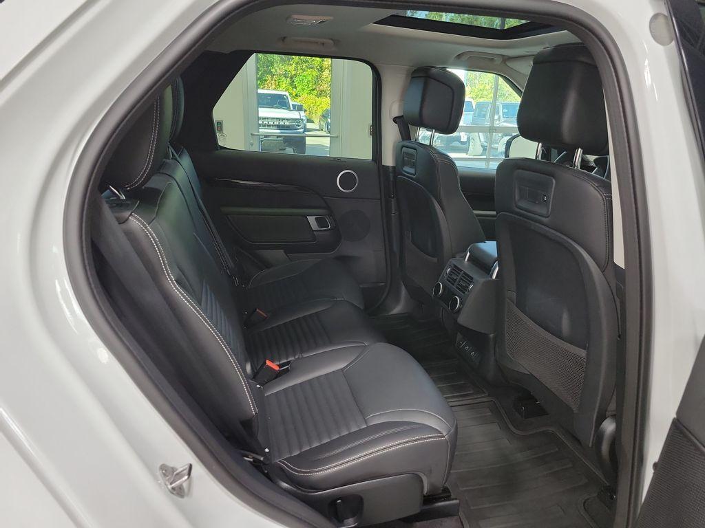 used 2024 Land Rover Discovery car, priced at $44,499