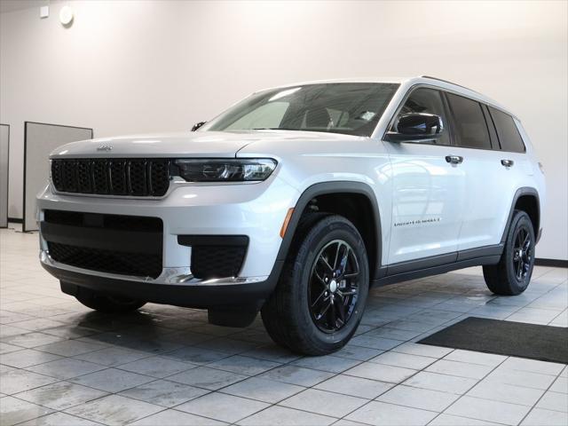 new 2023 Jeep Grand Cherokee L car, priced at $40,633