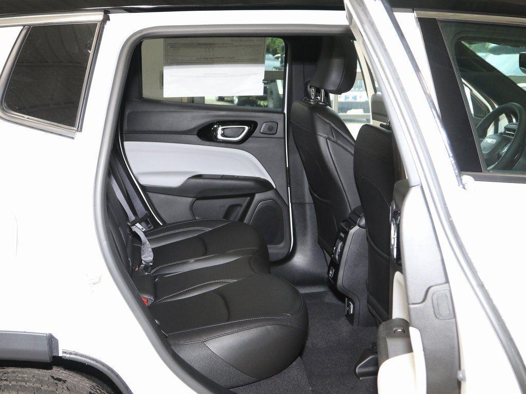 new 2025 Jeep Compass car, priced at $33,135