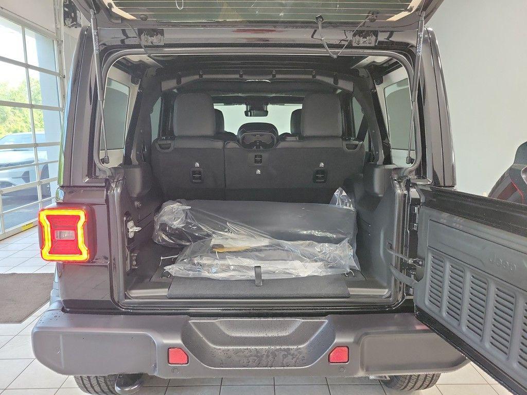 new 2025 Jeep Wrangler car, priced at $56,121