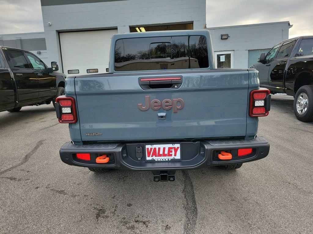 new 2026 Jeep Gladiator car, priced at $63,815