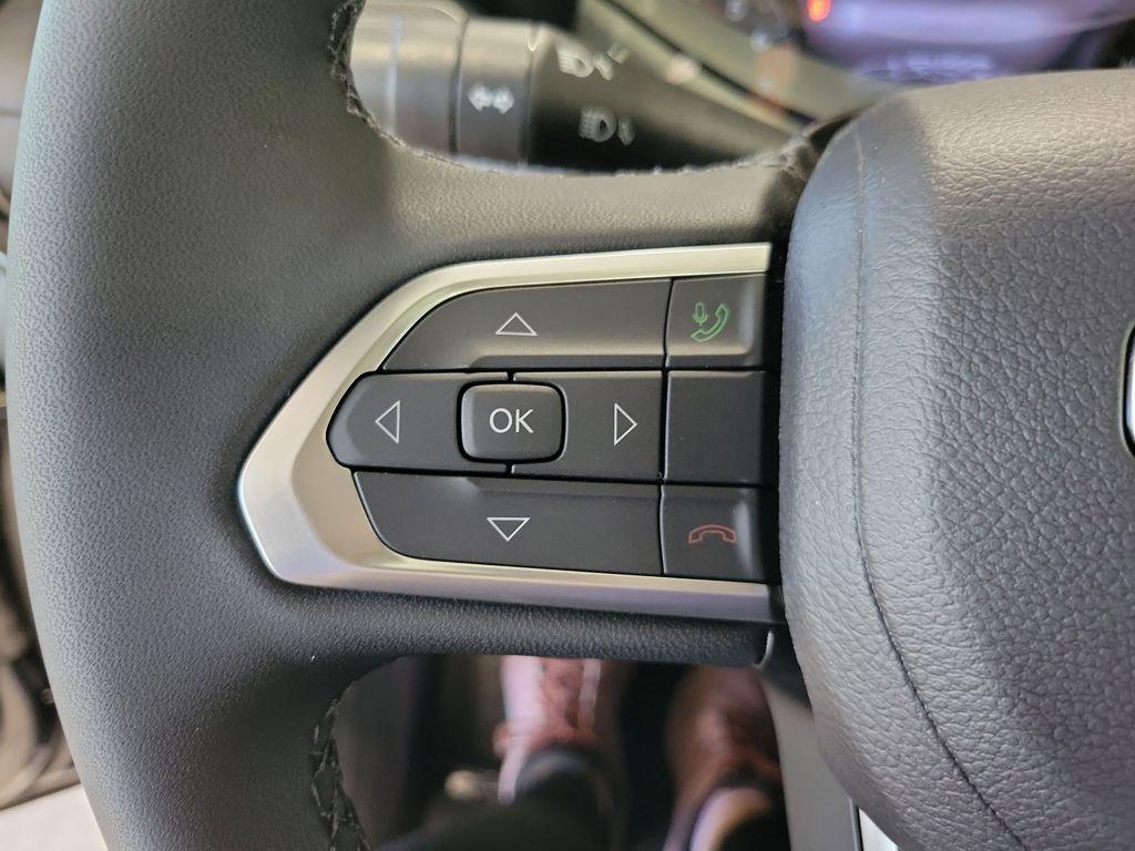 new 2026 Jeep Compass car, priced at $38,295