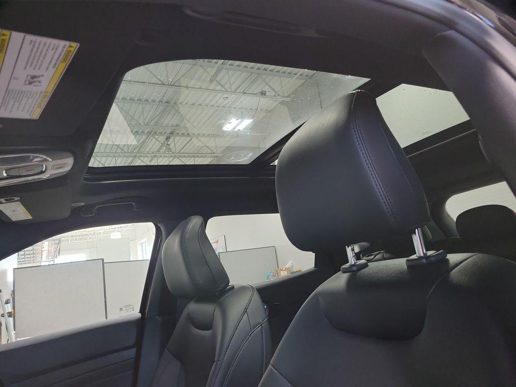 new 2026 Jeep Compass car, priced at $38,295