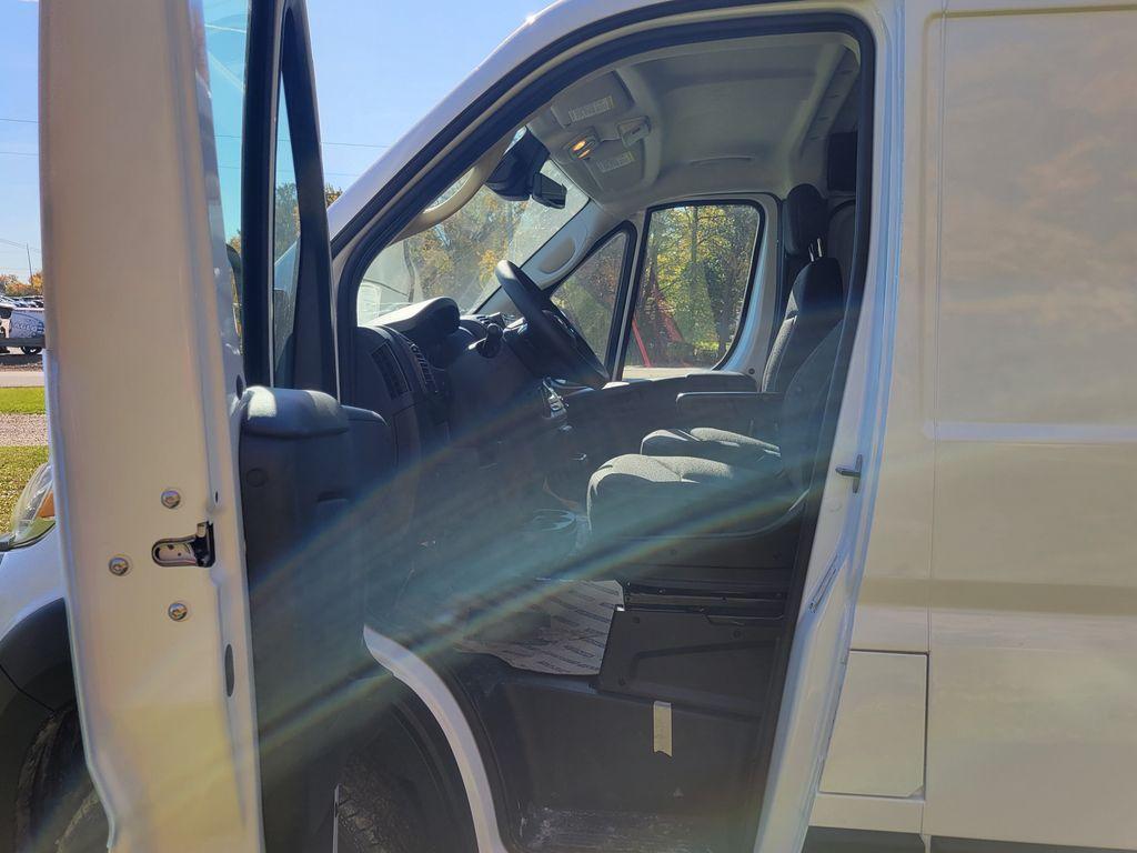 new 2025 Ram ProMaster 1500 car, priced at $47,901