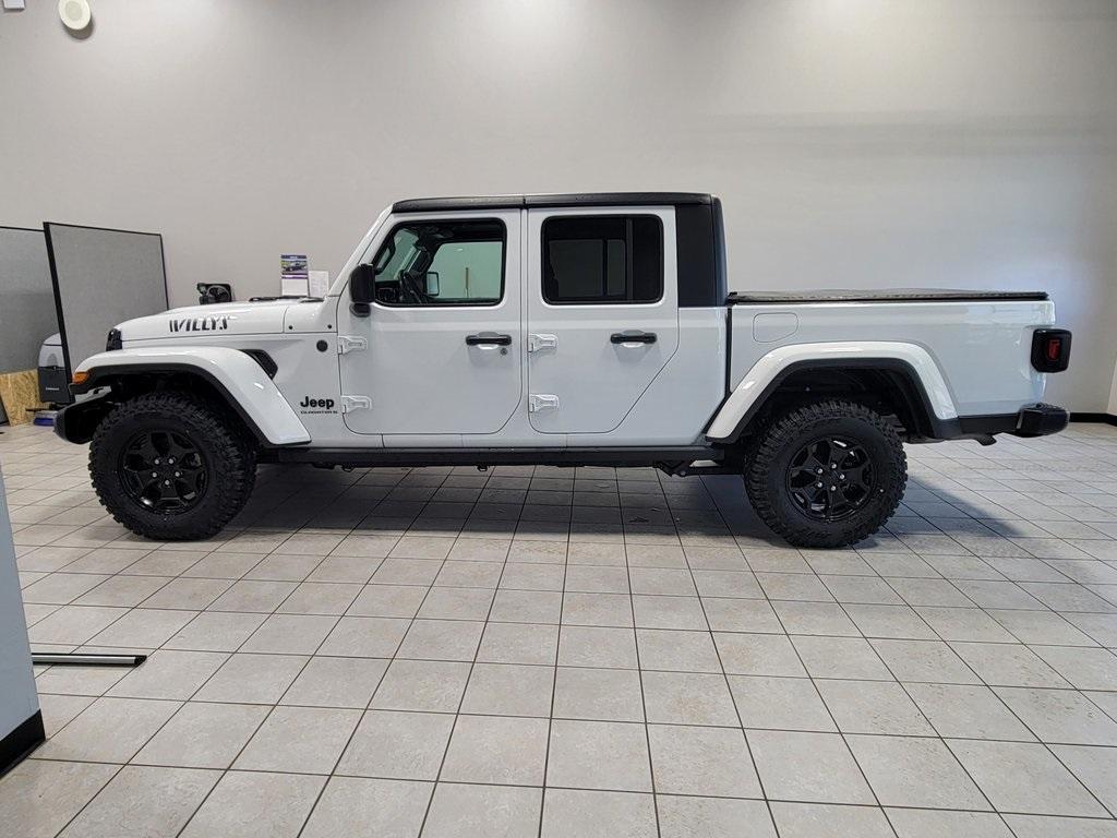 used 2023 Jeep Gladiator car, priced at $32,297