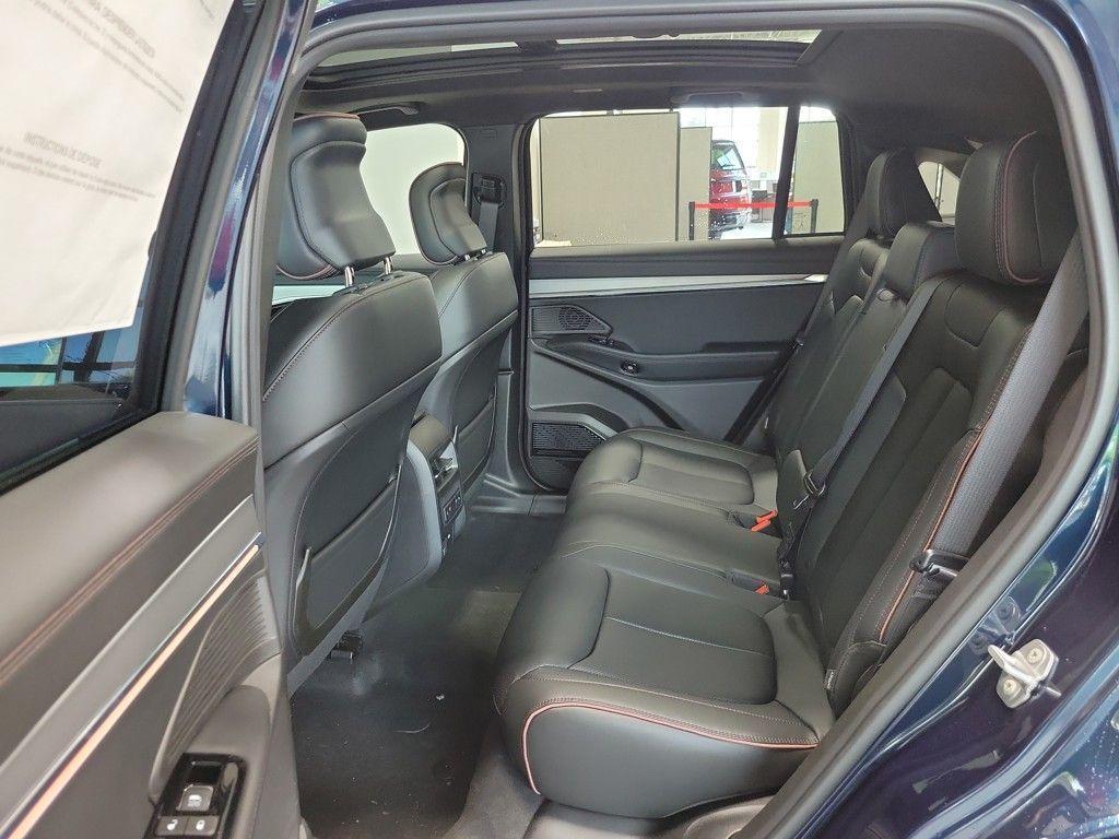 new 2025 Jeep Wagoneer S car, priced at $56,023