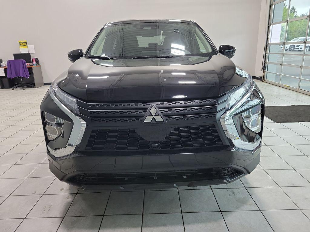 used 2025 Mitsubishi Eclipse Cross car, priced at $25,999