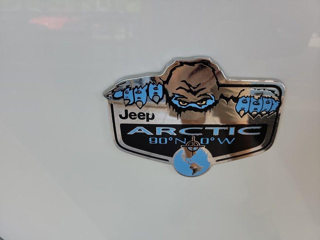 used 2012 Jeep Wrangler Unlimited car, priced at $15,500