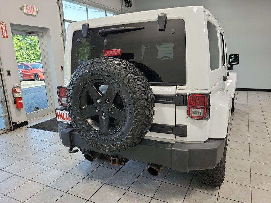 used 2012 Jeep Wrangler Unlimited car, priced at $15,500