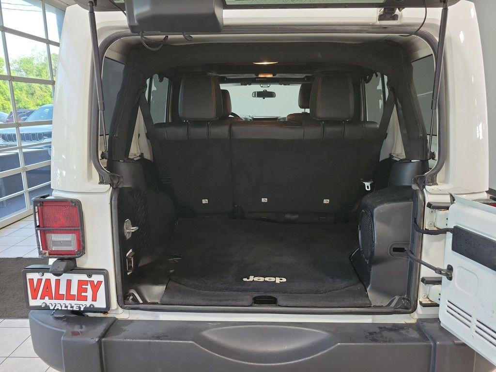 used 2012 Jeep Wrangler Unlimited car, priced at $15,500