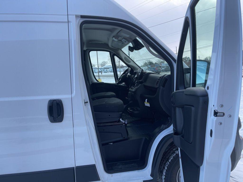 new 2025 Ram ProMaster 2500 car, priced at $53,677
