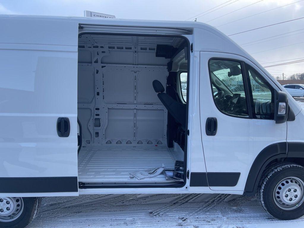 new 2025 Ram ProMaster 2500 car, priced at $53,677