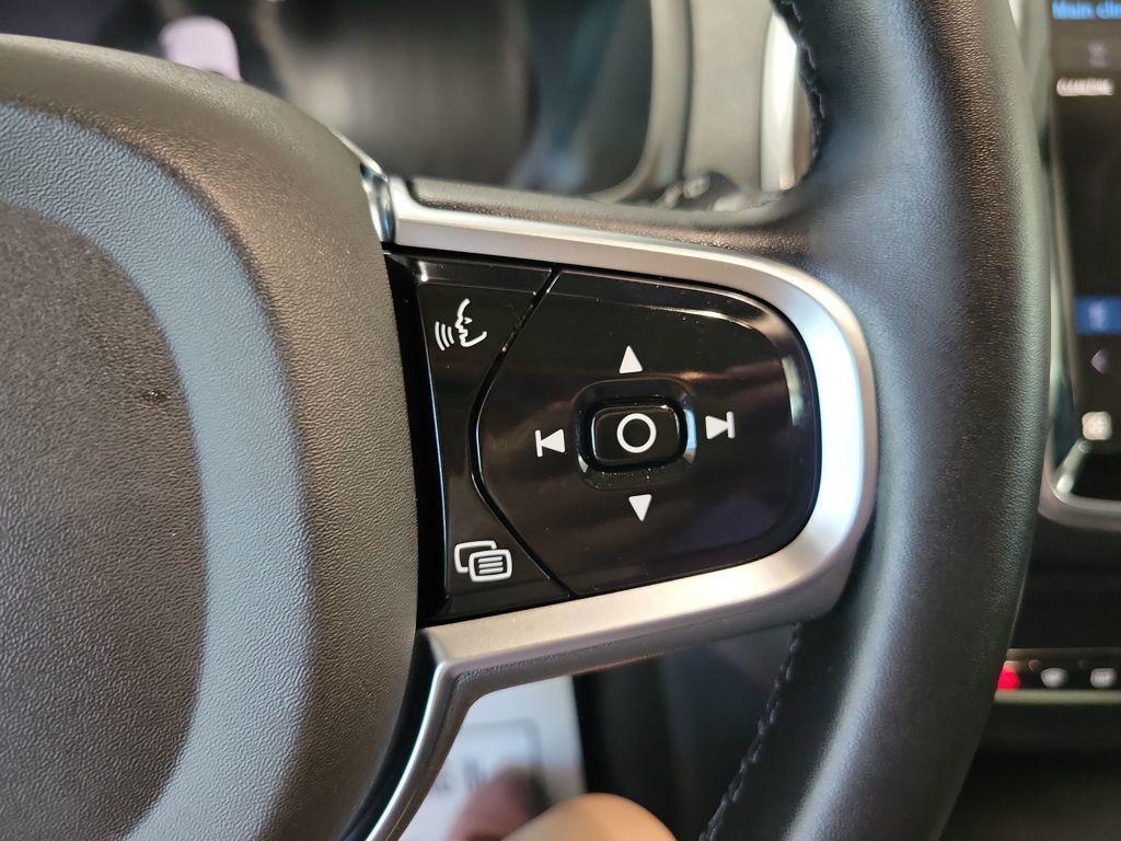 used 2025 Volvo XC90 car, priced at $38,799