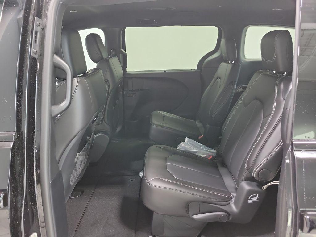 new 2026 Chrysler Pacifica car, priced at $47,305