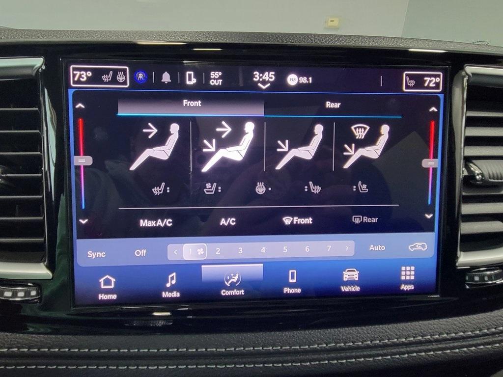 new 2025 Chrysler Pacifica Hybrid car, priced at $51,795