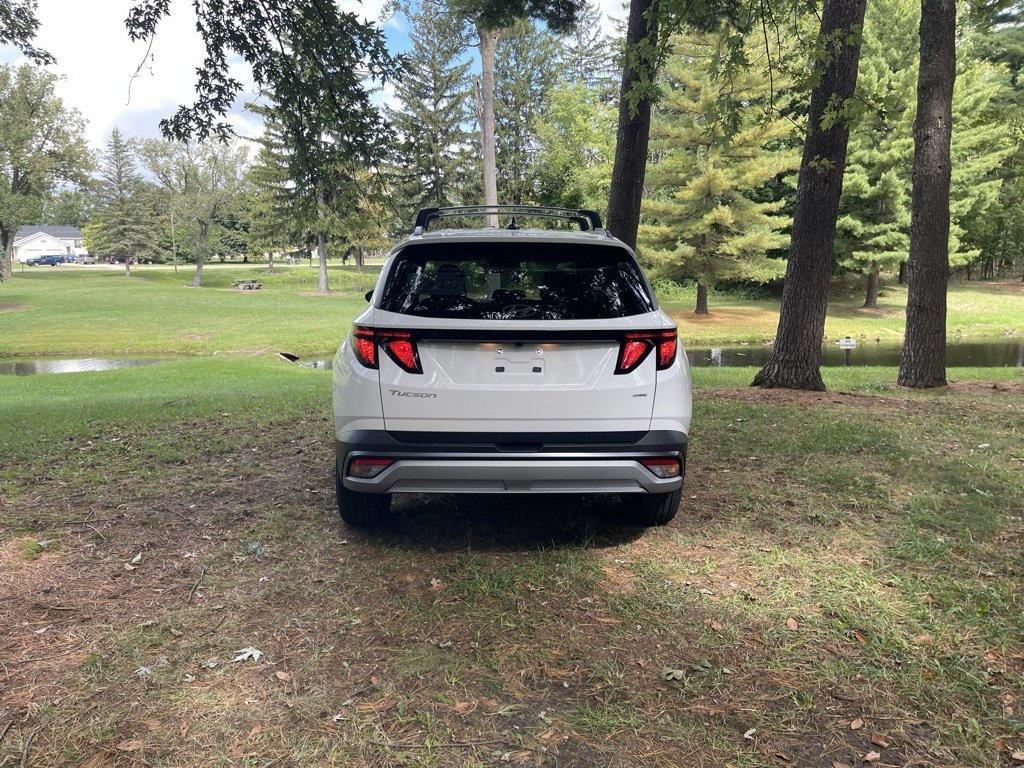 new 2026 Hyundai Tucson car, priced at $34,099