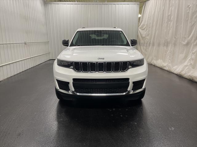 used 2021 Jeep Grand Cherokee L car, priced at $28,795