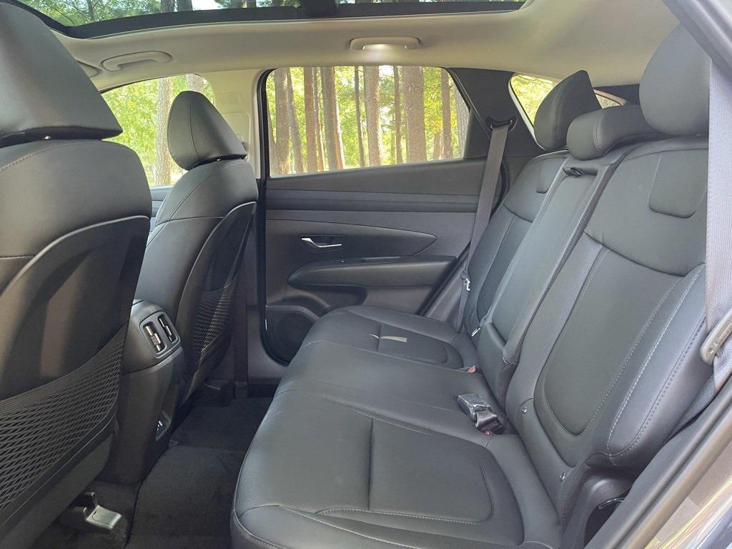 new 2025 Hyundai TUCSON Hybrid car, priced at $37,808