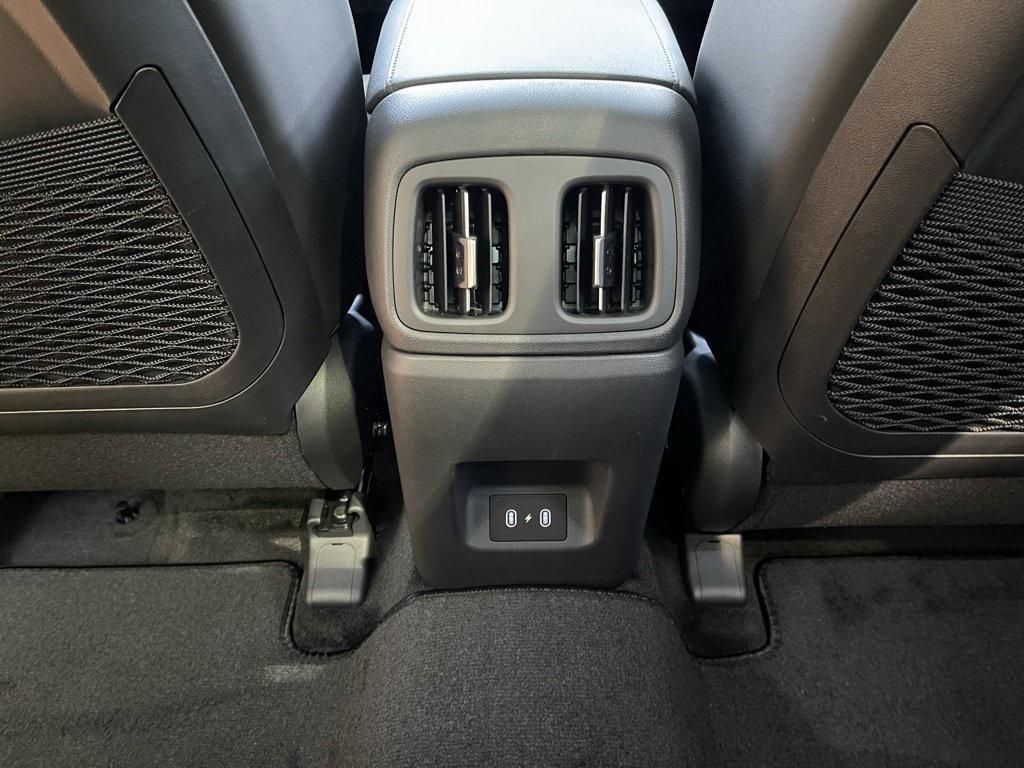 new 2025 Hyundai TUCSON Hybrid car, priced at $37,808