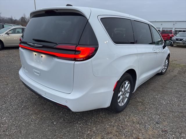 used 2023 Chrysler Pacifica car, priced at $27,595