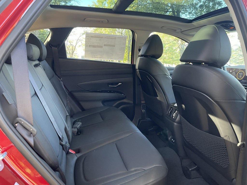 new 2025 Hyundai TUCSON Hybrid car, priced at $41,549