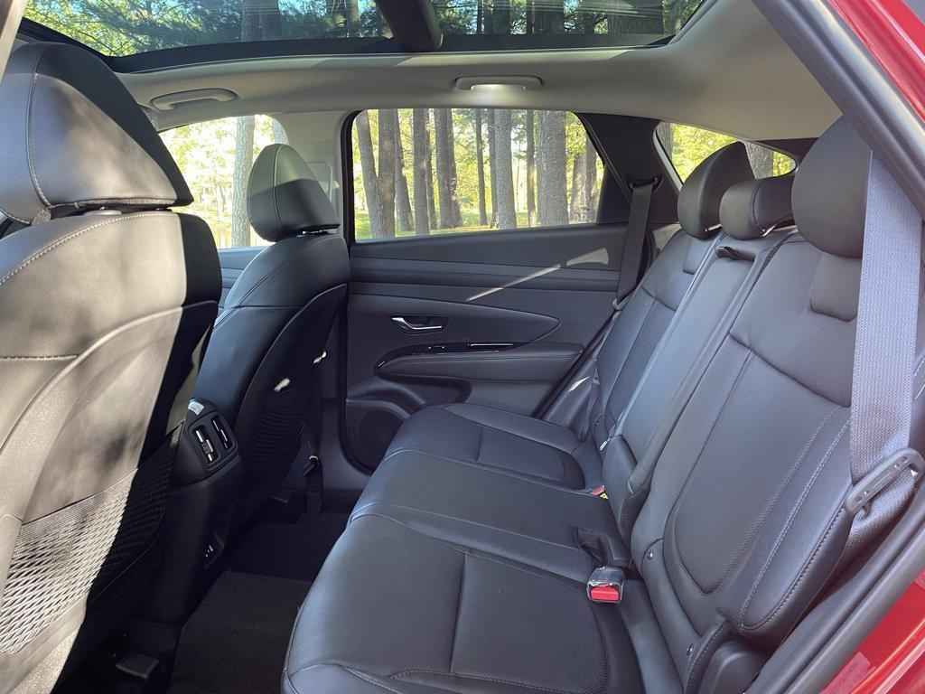 new 2025 Hyundai TUCSON Hybrid car, priced at $41,549