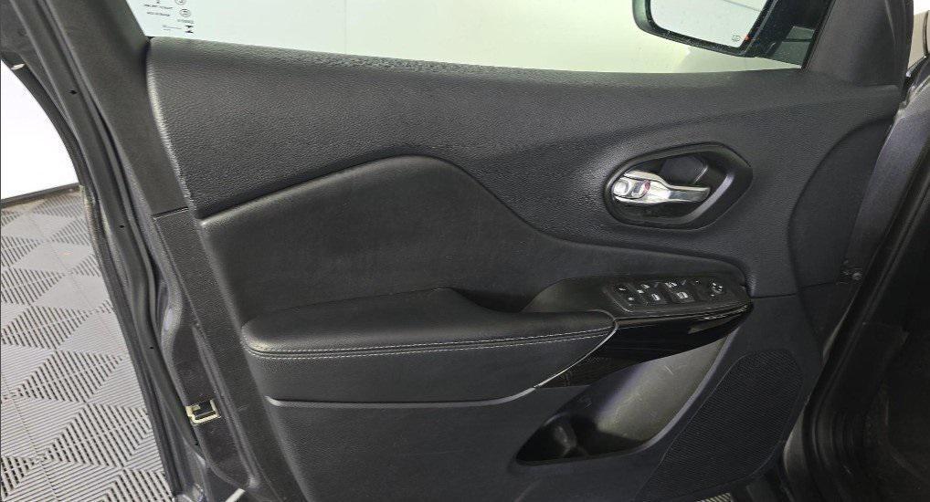 used 2023 Jeep Cherokee car, priced at $23,000