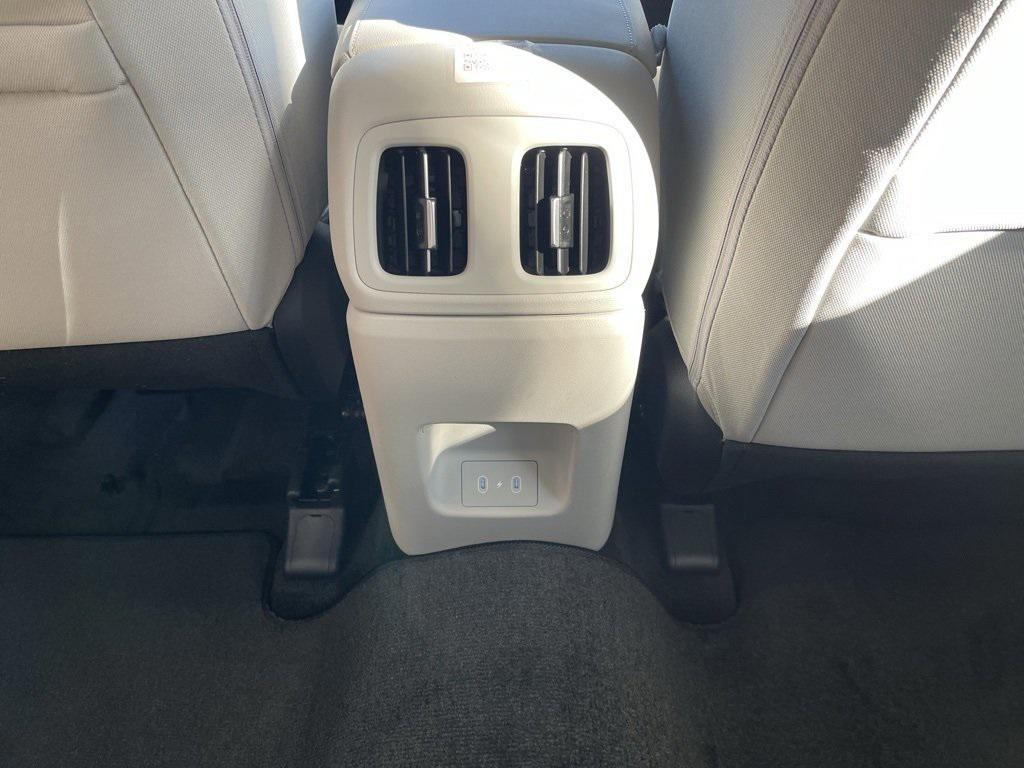 new 2026 Hyundai TUCSON Hybrid car, priced at $33,999