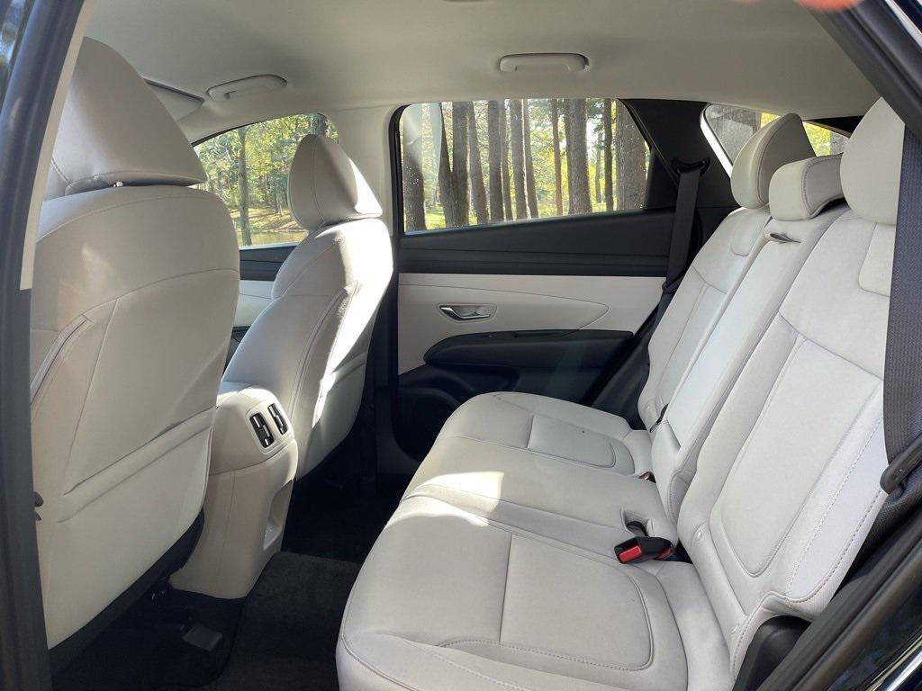 new 2026 Hyundai TUCSON Hybrid car, priced at $33,999