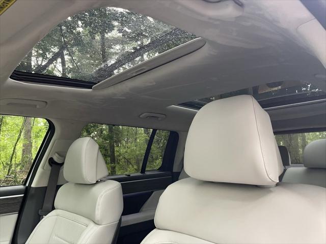 new 2025 Hyundai SANTA FE HEV car, priced at $50,499