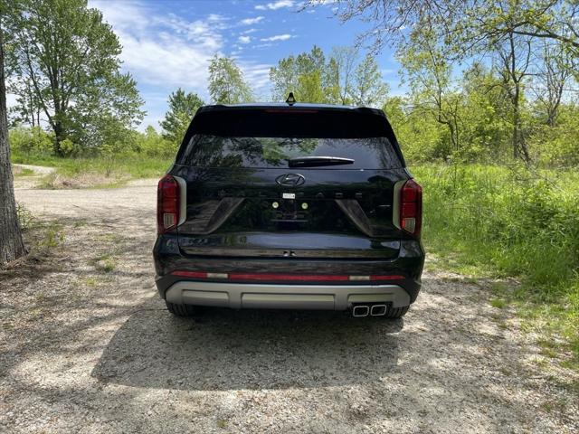 new 2025 Hyundai Palisade car, priced at $42,598