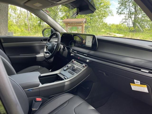 new 2025 Hyundai Palisade car, priced at $42,598