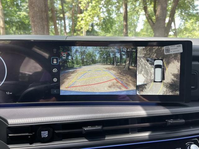 new 2025 Hyundai SANTA FE HEV car, priced at $50,399