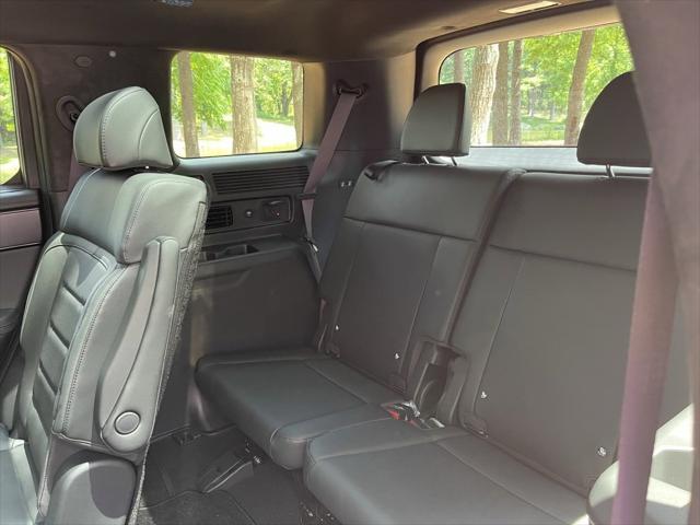 new 2025 Hyundai SANTA FE HEV car, priced at $50,399